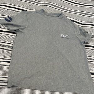Vineyard Vines Heather Gray T-Shirt with Logo